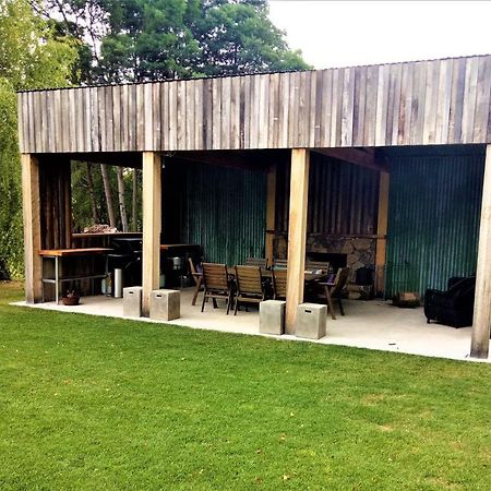 Oakdene Heritage Accommodation St Marys ภายนอก รูปภาพ