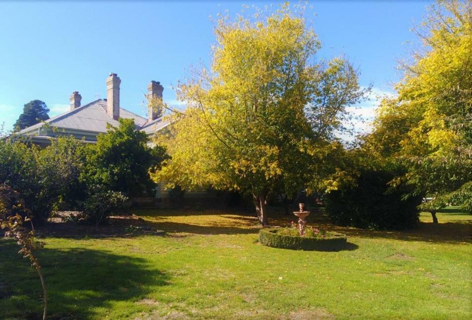 Oakdene Heritage Accommodation St Marys ภายนอก รูปภาพ